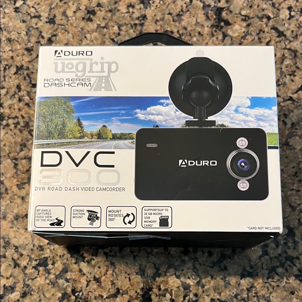 NWT Aduro DVC300 Dashcam